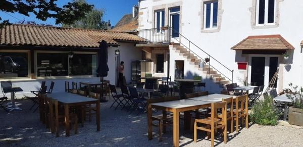 Rare à Tournus : Restaurant + Appartement + Terrain