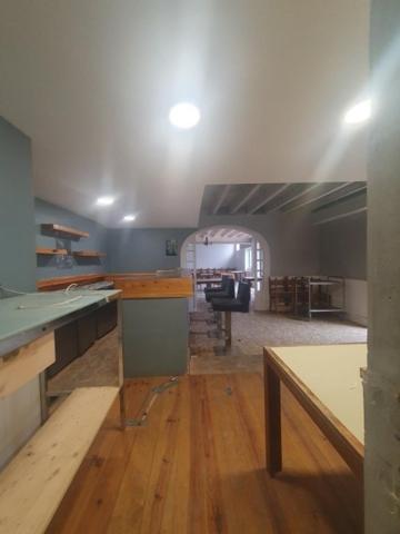 Rare à Tournus : Restaurant + Appartement + Terrain
