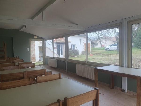 Rare à Tournus : Restaurant + Appartement + Terrain