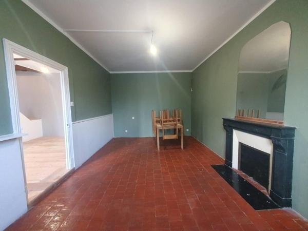 Rare à Tournus : Restaurant + Appartement + Terrain