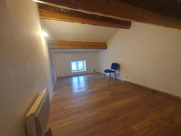 Rare à Tournus : Restaurant + Appartement + Terrain