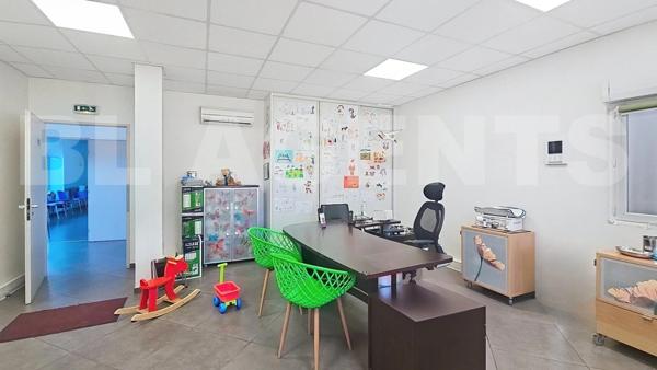 Local de 150 m² secteur 11ème pour du médical, ou paramédical ou également des bureaux proches de to