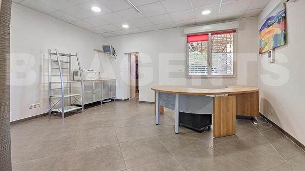 Local de 150 m² secteur 11ème pour du médical, ou paramédical ou également des bureaux proches de to