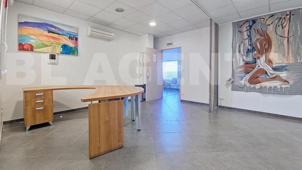 Local de 150 m² secteur 11ème pour du médical, ou paramédical ou également des bureaux proches de to