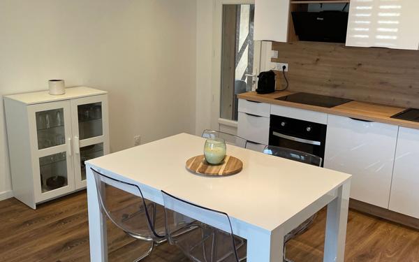 Maison à louer    3 pièces •  Conteville