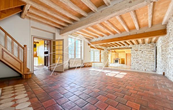 Maison 7 pièces de 205 m2 secteur Pont sur Yonne 89140