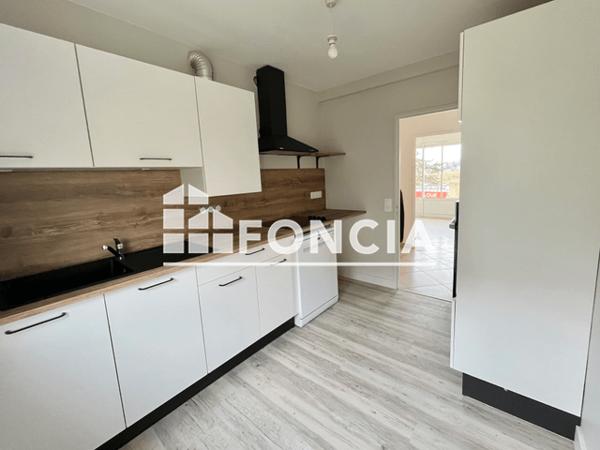 Location Appartement 4 pièces 72.42 m² - 5, ALLEE DE PLAISANCE Cholet 49300