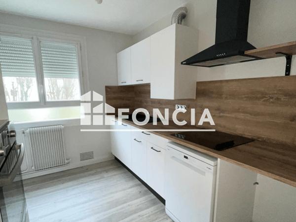 Location Appartement 4 pièces 72.42 m² - 5, ALLEE DE PLAISANCE Cholet 49300