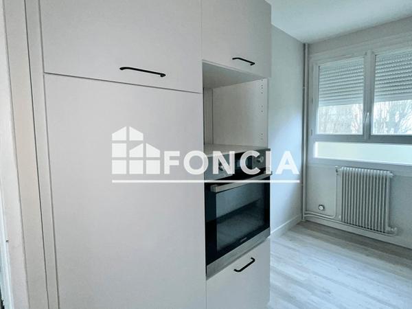 Location Appartement 4 pièces 72.42 m² - 5, ALLEE DE PLAISANCE Cholet 49300