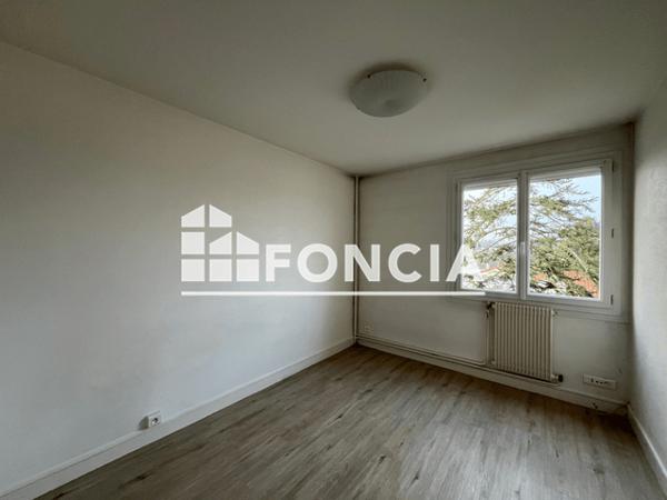Location Appartement 4 pièces 72.42 m² - 5, ALLEE DE PLAISANCE Cholet 49300