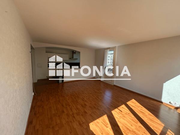 Location Appartement 3 pièces 77 m² - 29 RUE LOUIS GAIN Angers 49100