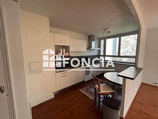 Location Appartement 3 pièces 77 m² - 29 RUE LOUIS GAIN Angers 49100