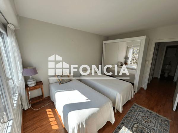 Location Appartement 3 pièces 77 m² - 29 RUE LOUIS GAIN Angers 49100