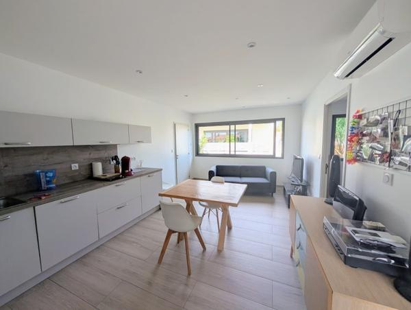 Propriété avec maison T4, appartements T2 et T3