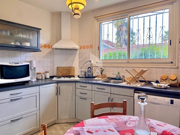 Maison chaleureuse de plain-pied  de 118.7 m2, 3 chambres