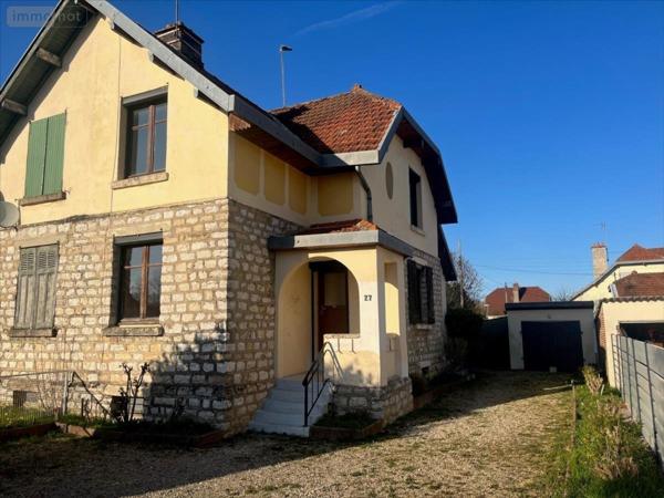 Maison à vendre à Tavaux dans le Jura (39500), ref : 1986