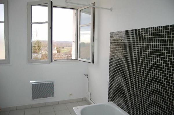 Appartement à louer    3 pièces •  Saint-Satur