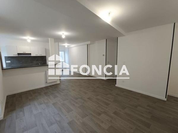 Location Appartement 3 pièces 63.5 m² - Bruyeres Et Montberault 02860