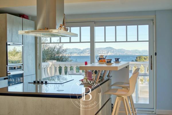 Antibes, Villa 4 Chambres -  300 m² à vendre