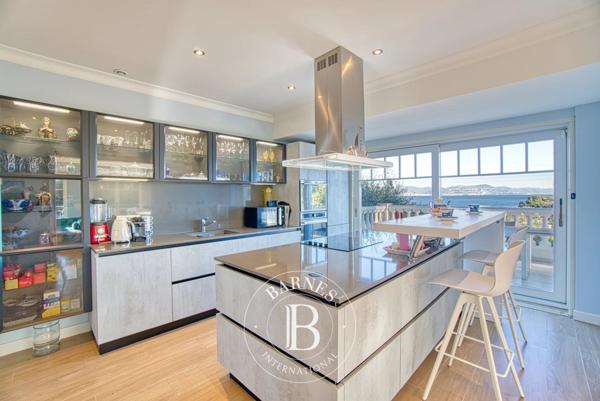 Antibes, Villa 4 Chambres -  300 m² à vendre