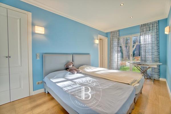 Antibes, Villa 4 Chambres -  300 m² à vendre