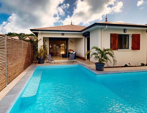 Maison neuve, 3 chambres, piscine, 674 m²