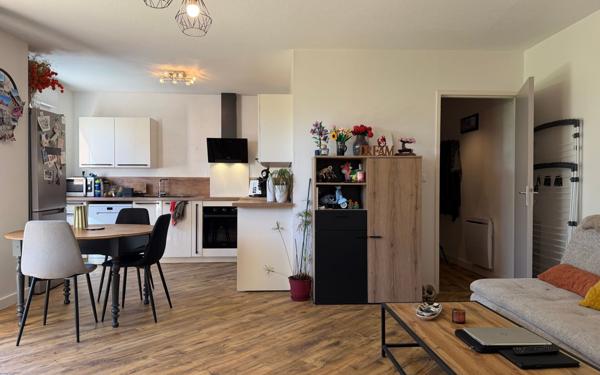 Appartement à vendre    2 pièces • 49,06 m2 Onet-le-Château