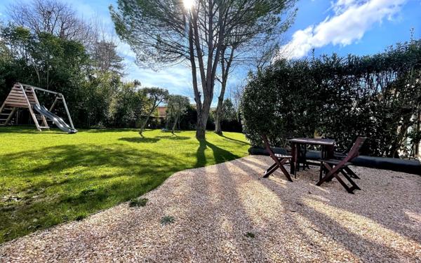 Maison à vendre    5 pièces • 114 m2 La Calmette