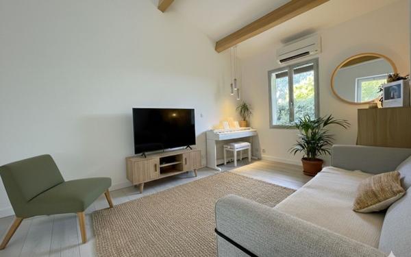 Maison à vendre    5 pièces • 114 m2 La Calmette