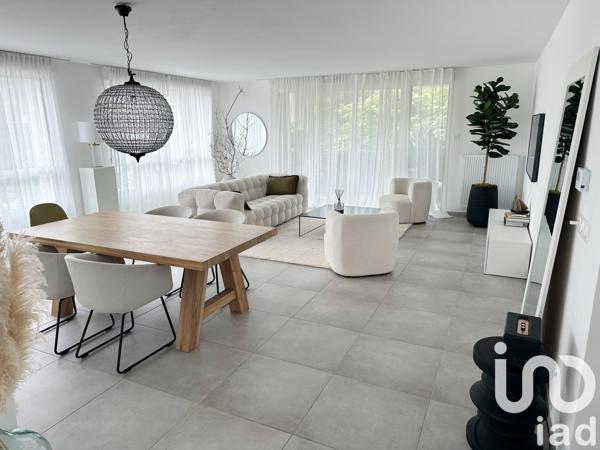 Appartement 5 pièces de 125 m² à Gex (01170)