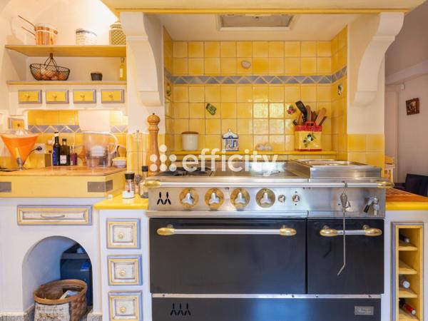 Maison 6 pièces - 327 m² Bien prestige