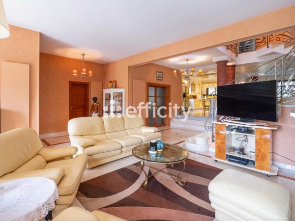 Maison 6 pièces - 327 m² Bien prestige