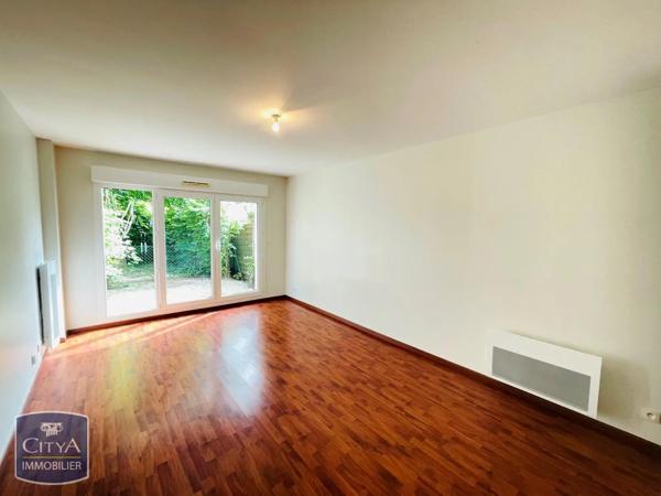 Appartement à louer 3 pièces 65.66m² Saint-Pierre-des-Corps (37700)
