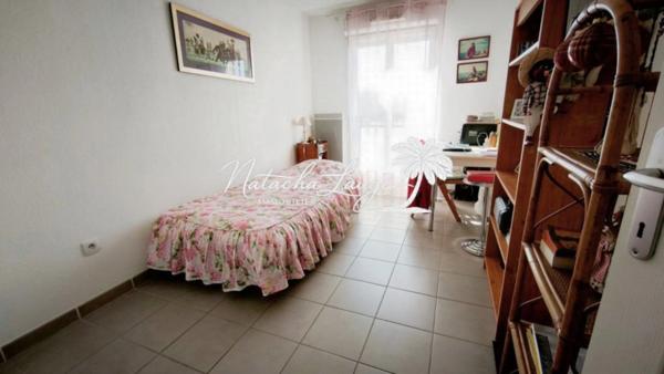 T3 lumineux avec balcon – Dernier étage – Vue colline – Châteauneuf-les-Martigues