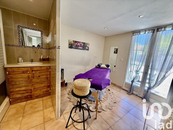 Maison à vendre 7 pièces 127 m² Le Cannet-des-Maures