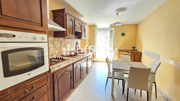 Maison 8 pièces - 250 m²