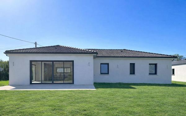 Maison à vendre    5 pièces •  Rilhac-Rancon