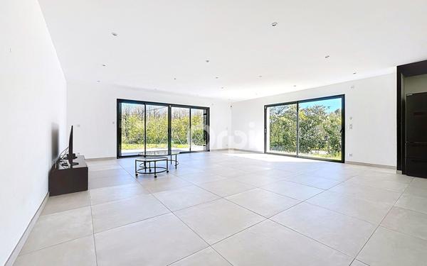 Maison à vendre    5 pièces •  Rilhac-Rancon