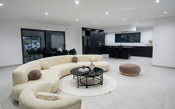 Maison à vendre    5 pièces •  Rilhac-Rancon