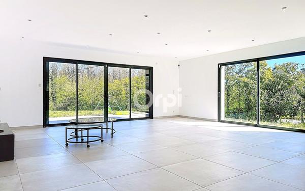 Maison à vendre    5 pièces •  Rilhac-Rancon