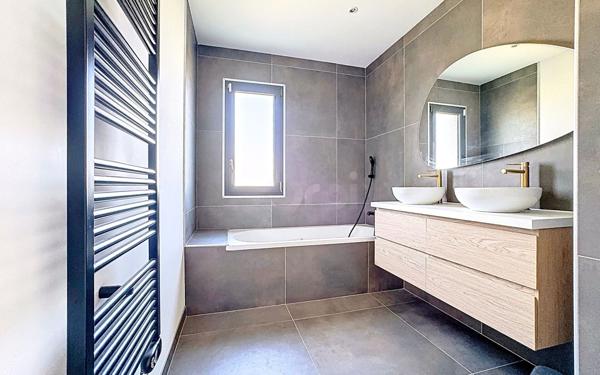 Maison à vendre    5 pièces •  Rilhac-Rancon