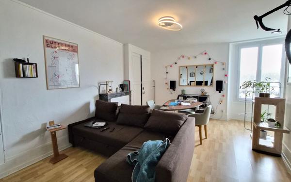 Appartement à vendre    2 pièces • 42,42 m2 Arpajon