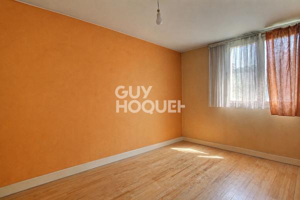 Appartement 3 pièces de 57 m² . À rénover entièrement