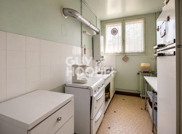 Appartement 3 pièces de 57 m² . À rénover entièrement