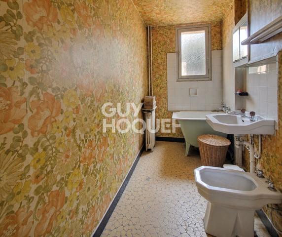 Appartement 3 pièces de 57 m² . À rénover entièrement