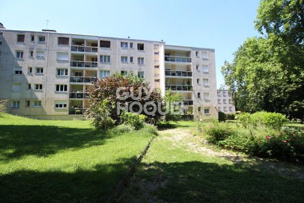 Appartement 3 pièces de 57 m² . À rénover entièrement