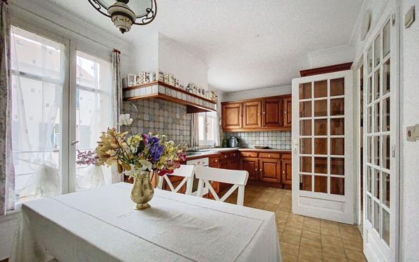 Maison à vendre    5 pièces • 135 m2 Châtillon