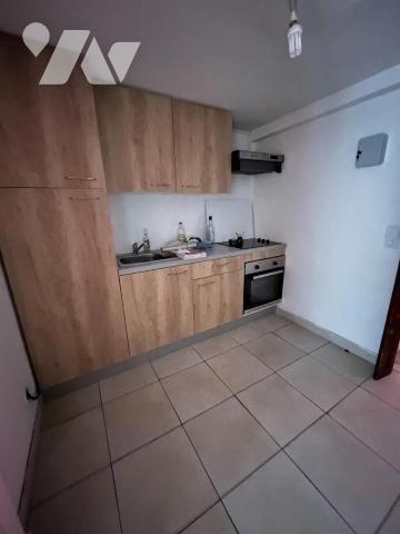 Local professionnel Bar-Tabac et appartement attenant