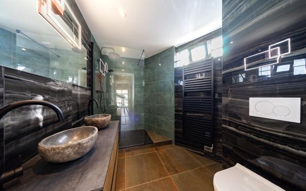 Appartement à vendre    4 pièces • 128 m2 Cannes