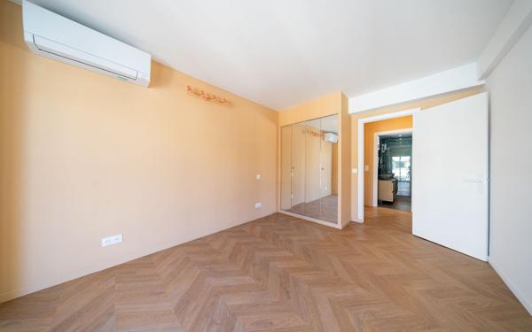 Appartement à vendre    4 pièces • 128 m2 Cannes